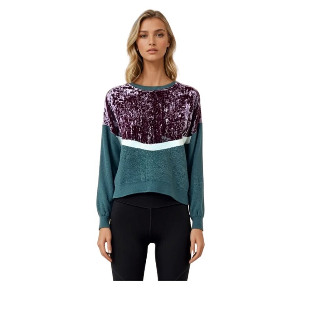 FRESHMAN 1996 Velvet Front Fleece Gray Sweatshirt NWT MEDIUM